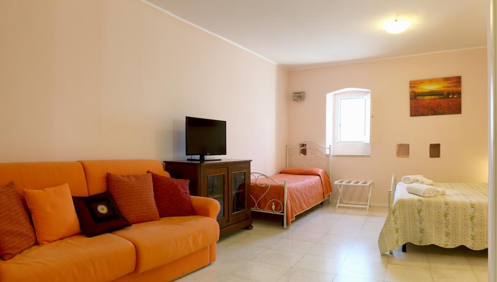 B&B Dimora Muzio And Restaurant Gallipoli Exterior photo